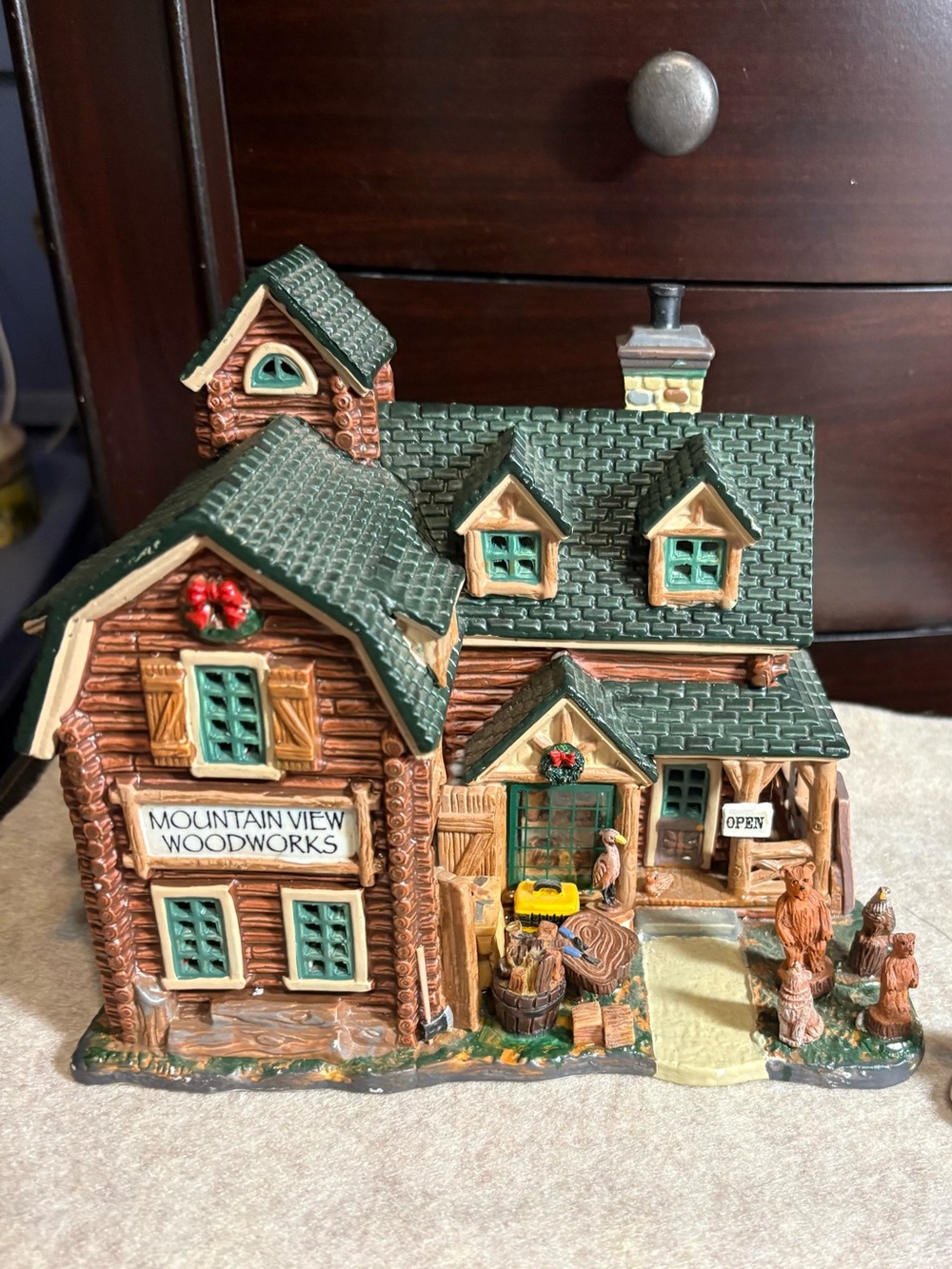 Mountain View Woodworks with Cord & Light Bulb